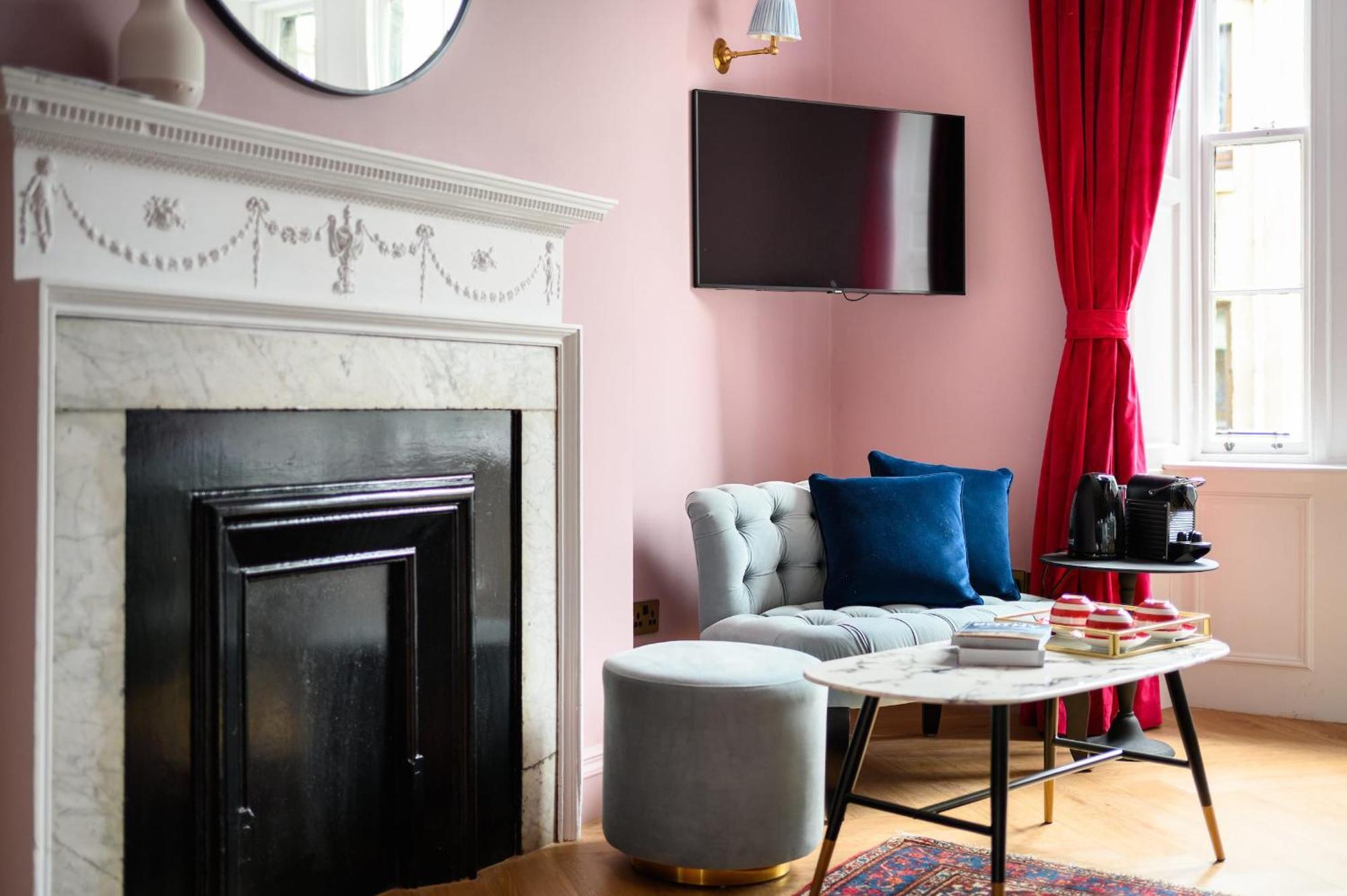 Queen Charlotte Guesthouse Edinburgh Exterior photo