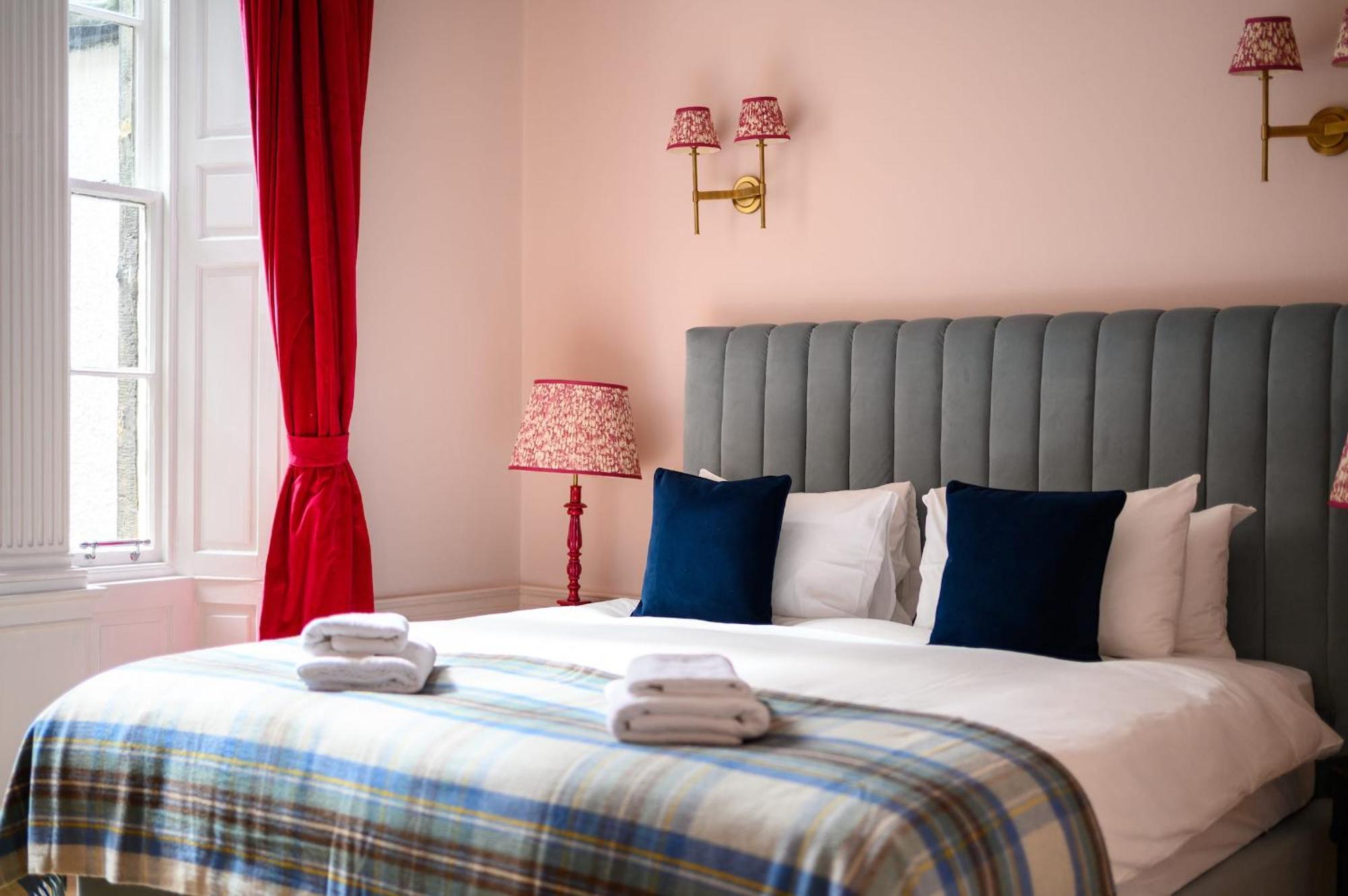 Queen Charlotte Guesthouse Edinburgh Exterior photo